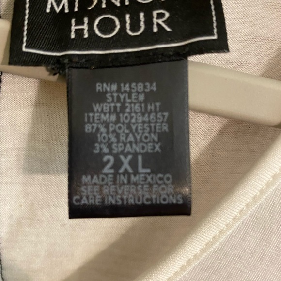 💥3/$25💥 2X Midnight Hour Skull Tank - Picture 3 of 3